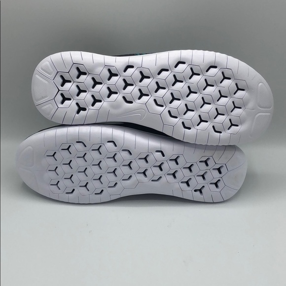 Nike Free RN 2018 Floral Graphic Running Shoes - Picture 6 of 8